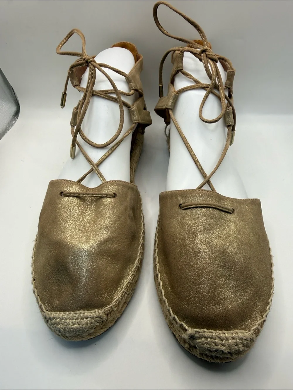 Aquazzura Belgravia Lace-Up Espadrille Flats Gold Metallic Suede US 8 *Flawed